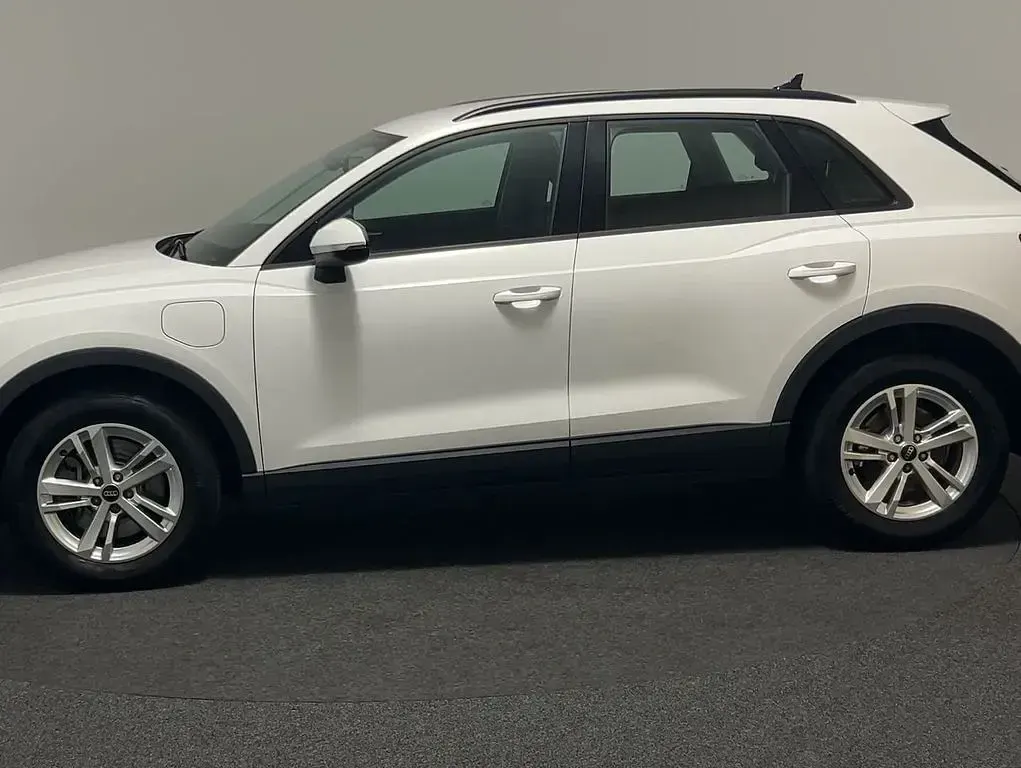 Gebraucht Audi Q3 Basis 245 PS (180 kW) 2022 Weiß SUV