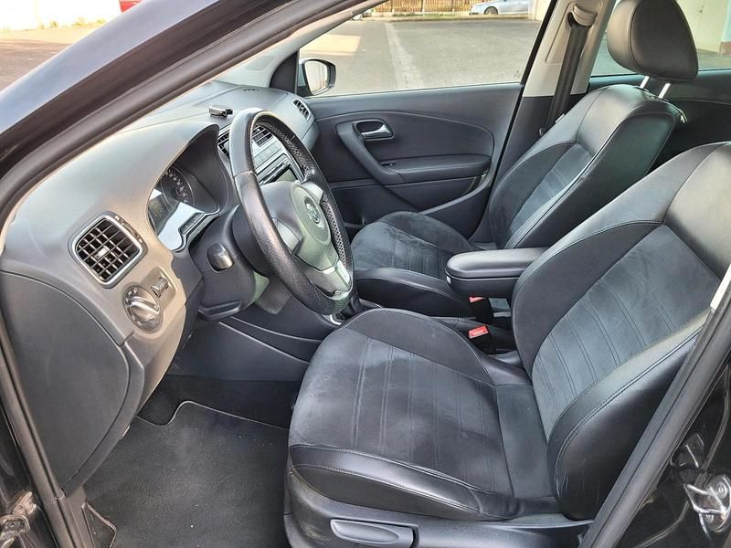 Gebraucht VW Polo Cross 105 PS (77 kW) 2011 Schwarz Kleinwagen