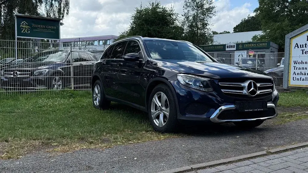 Gebraucht Mercedes GLC220 170 PS (125 kW) 2019 Blau SUV