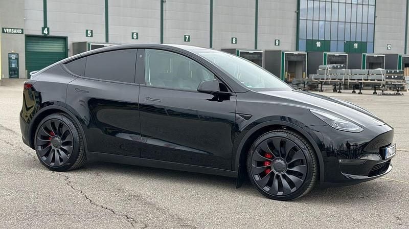 Gebraucht Tesla Model Y Performance 392 kW (534 PS) 2024 Schwarz SUV