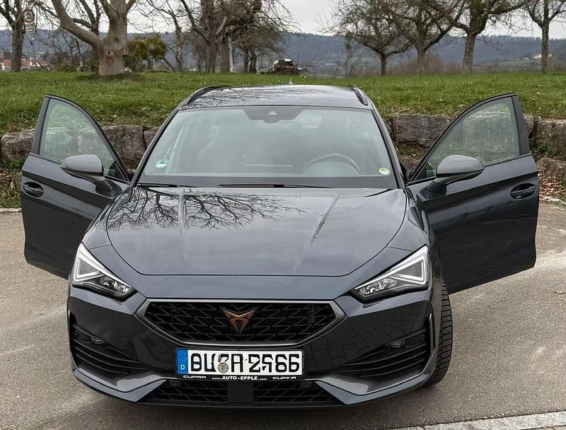 Second-hand Cupra Leon 245 CP (180 kW) 2021 Gri Break