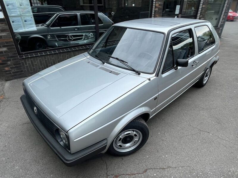 Gebraucht VW Golf II 54 PS (39 kW) 1984 Diamantsilber Kleinwagen