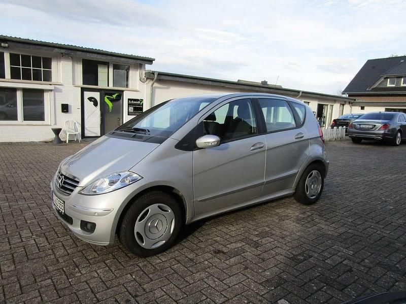 Polarsilber metalliclack Gebraucht 2007 Mercedes A180 Kleinwagen | 5.950 € (Fairer Preis) - Bild 1/4