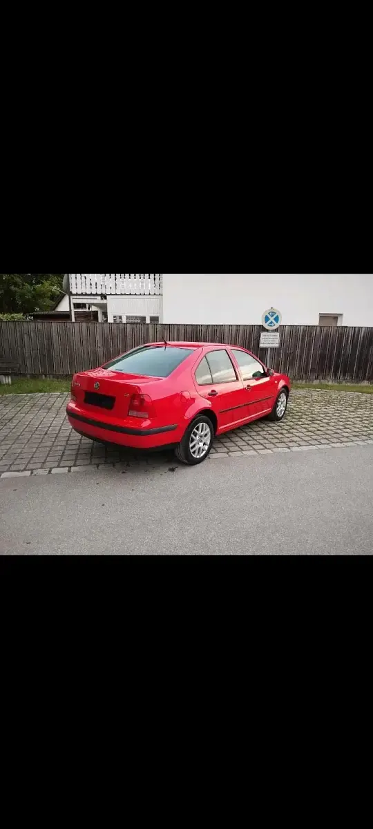 Gebraucht VW Bora 115 PS (84 kW) 1999 Rot Limousine