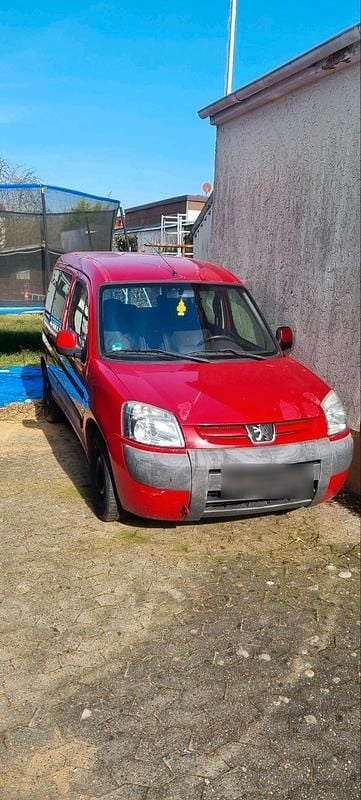 Gebraucht Peugeot Partner 90 PS (66 kW) 2007 Rot Van / Kleinbus