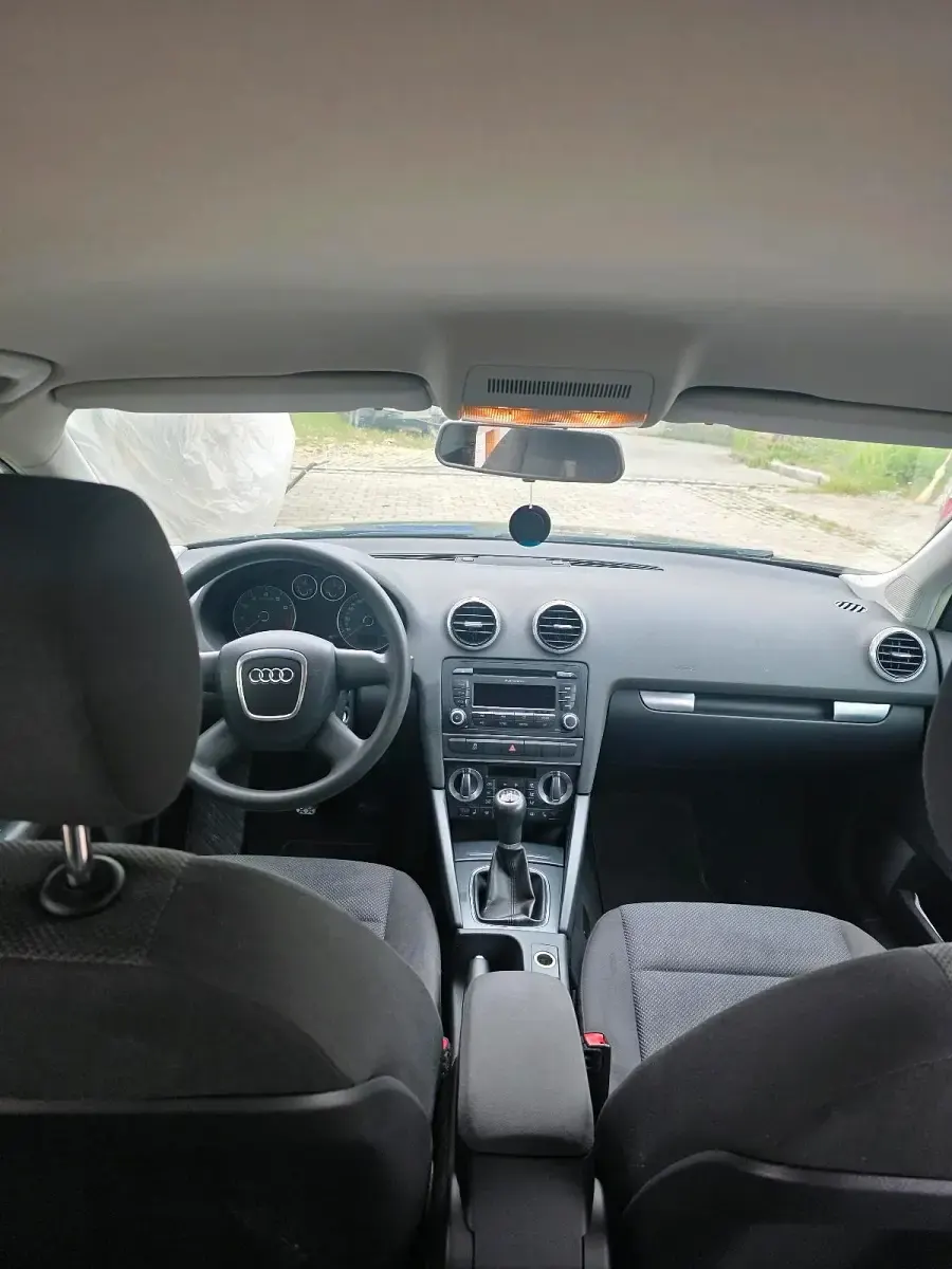 Używany Audi A3 105 KM (77 kW) 2010 Czarny Hatchback