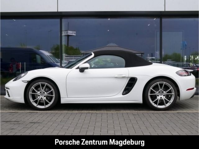Gebraucht Porsche 718 Boxster 300 PS (220 kW) 2024 Weiß Cabrio
