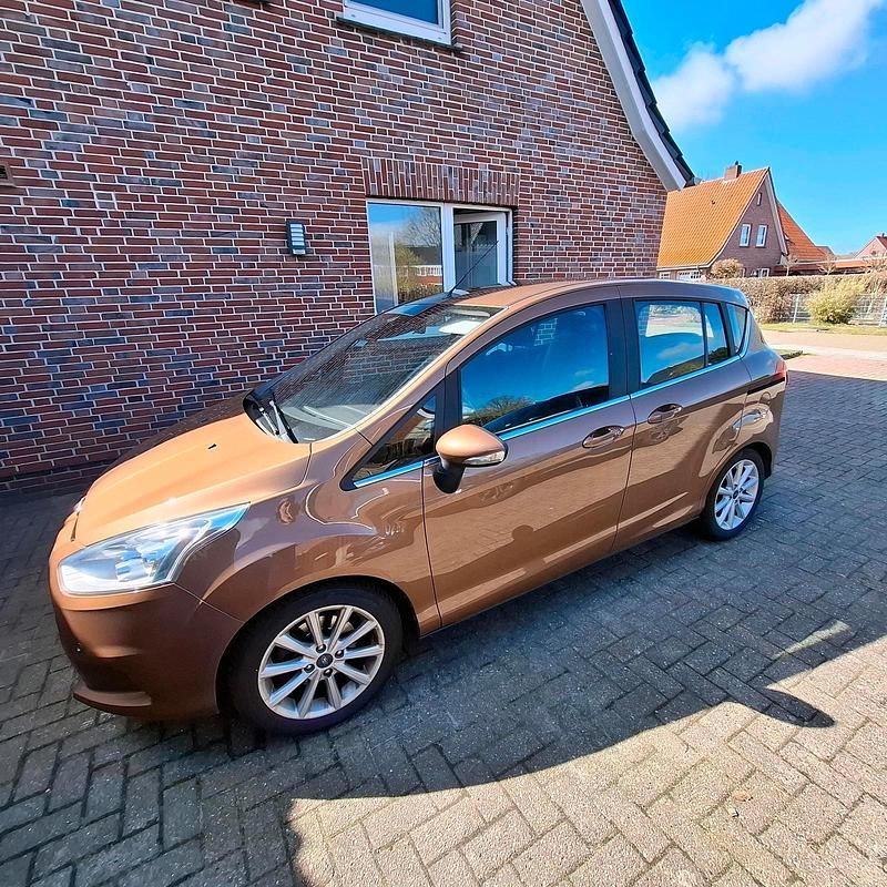 Gebraucht Ford B-MAX 103 PS (75 kW) 2016 Braun Van / Kleinbus