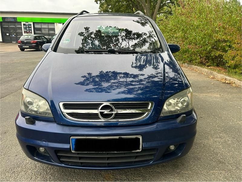 Blau Gebraucht 2005 Opel Zafira Van / Kleinbus | 1.570 € (Guter Preis) - Bild 1/4