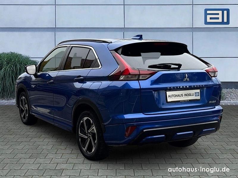 Second-hand Mitsubishi Eclipse Cross 188 CP (138 kW) 2023 Albastru SUV