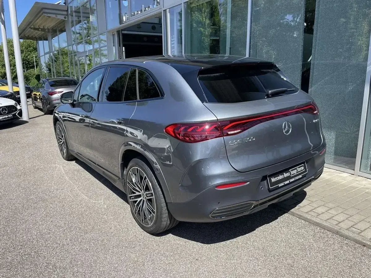 Gebraucht Mercedes EQE500 AMG 330 kW (449 PS) 2025 Grau SUV