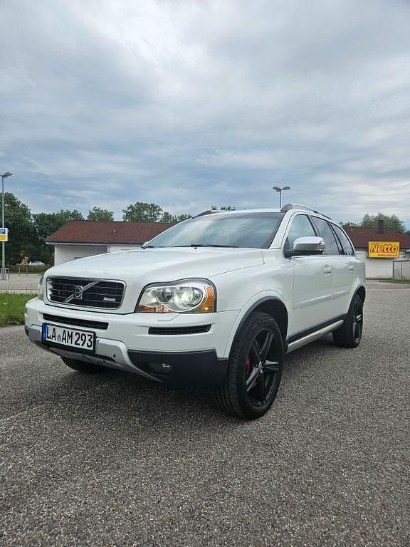 Weiß Gebraucht 2008 Volvo XC90 Executive SUV | 8.000 € (Teuer) - Bild 1/4