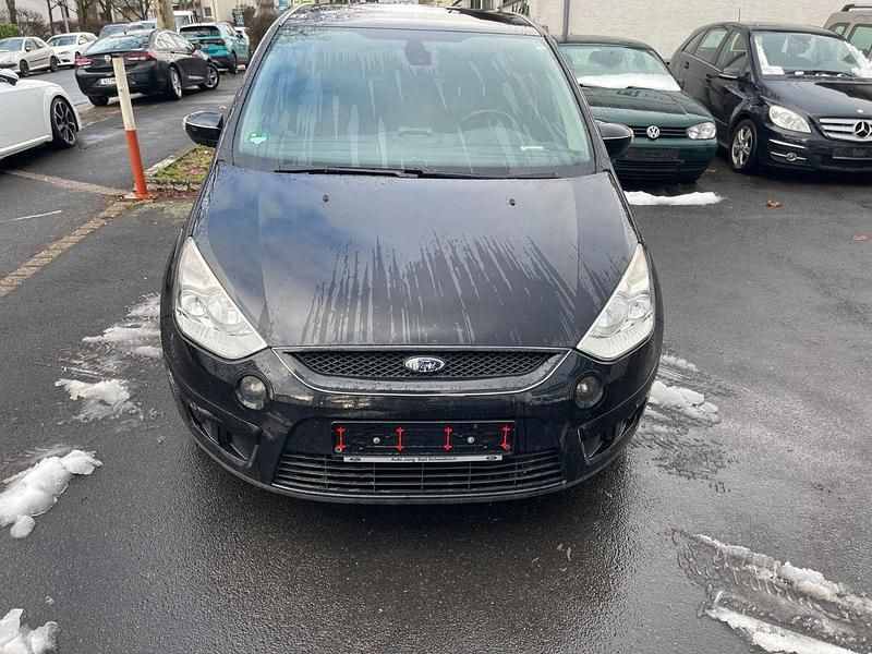 Gebraucht Ford S-MAX Titanium 131 PS (96 kW) 2006 Schwarz Van / Kleinbus