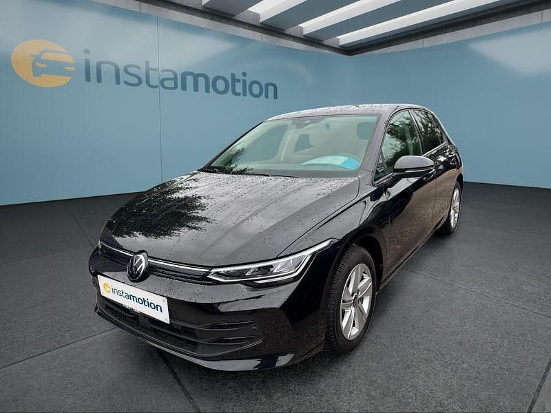 Schwarz Gebraucht 2024 VW Golf VIII Kleinwagen | 25.749 € (Guter Preis) - Bild 1/4