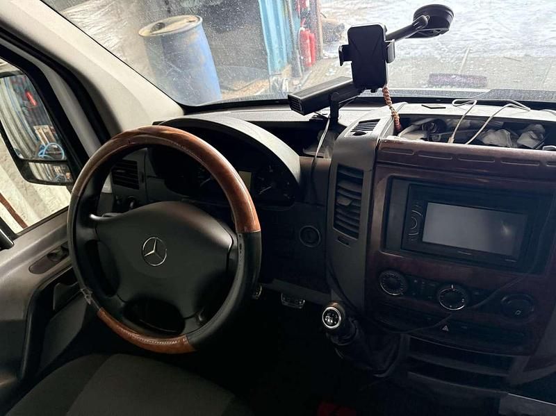 Używany Mercedes Sprinter 163 KM (119 kW) 2009 Biały Van