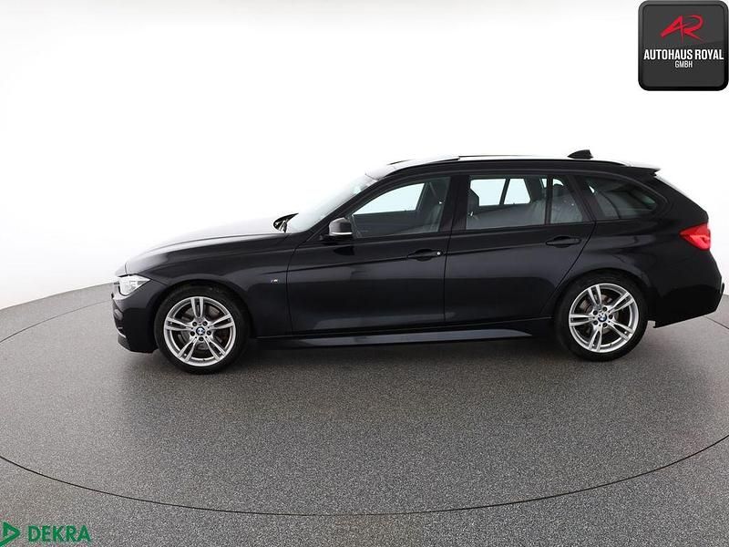 Gebraucht BMW 330 M Sport 252 PS (185 kW) 2019 Saphirschwarz Kombi
