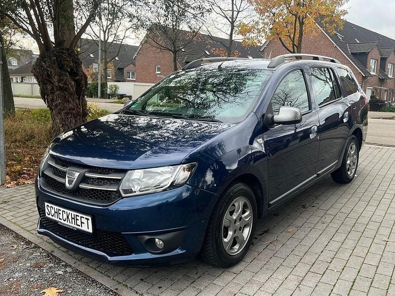 Blau Gebraucht 2015 Dacia Logan MCV Celebration Kombi | 3.290 € (Guter Preis) - Bild 1/4