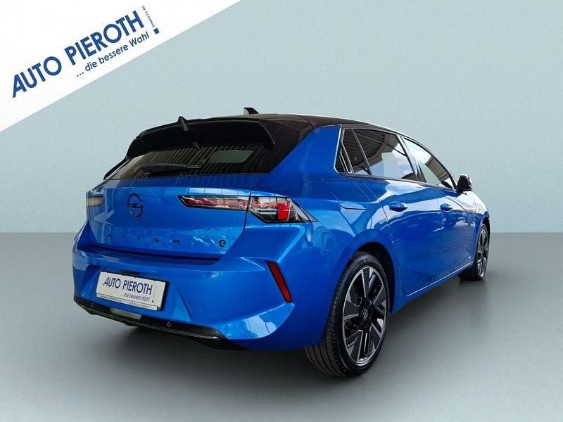 Gebraucht Opel Astra 114 kW (156 PS) 2023 Kobalt blau metallic Limousine