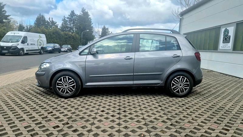 Gebraucht VW Golf VI 105 PS (77 kW) 2008 Grau Kleinwagen