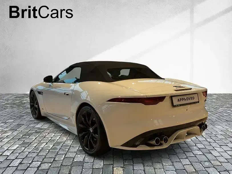 Gebraucht Jaguar F-Type R 582 PS (428 kW) 2023 Fuji white Cabrio