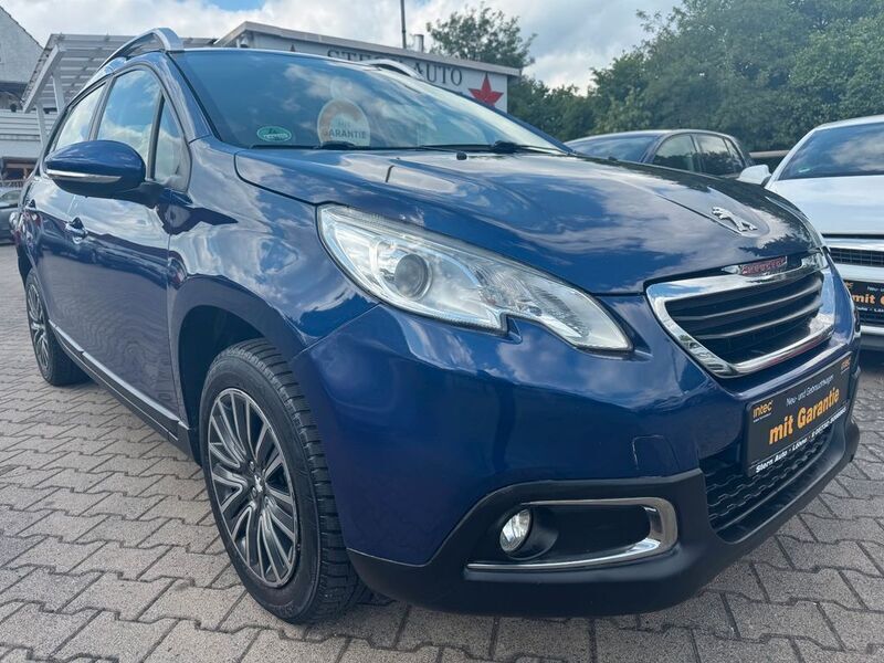 Blau Gebraucht 2014 Peugeot 2008 Active SUV | 7.999 € (Fairer Preis) - Bild 1/4