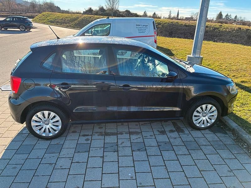 Gebraucht VW Polo 70 PS (51 kW) 2014 Schwarz Kleinwagen