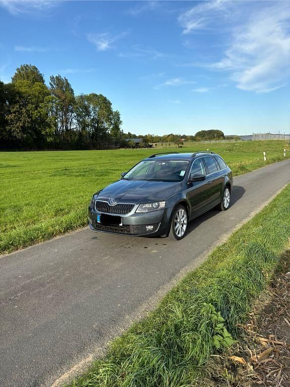 Gebraucht 2016 Skoda Octavia Style Kombi | 9.000 € (Fairer Preis) - Bild 1/4