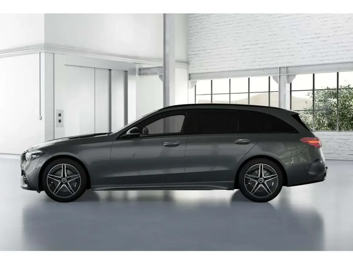Gebraucht Mercedes C300 AMG 265 PS (194 kW) 2025 Grau selenitgrau Kombi
