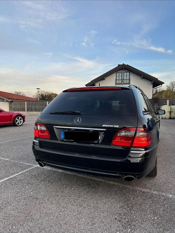 Gebraucht Mercedes E320 Elegance 224 PS (164 kW) 2009 Schwarz Kombi