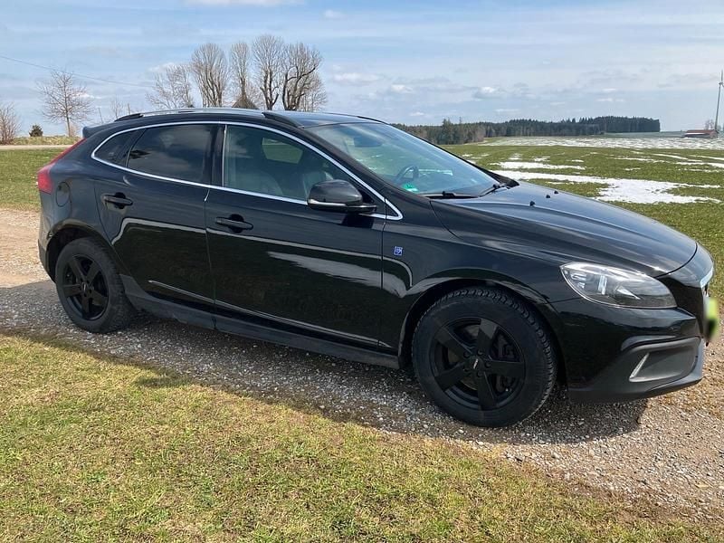 Gebraucht Volvo V40 CC 190 PS (139 kW) 2015 Schwarz Kombi