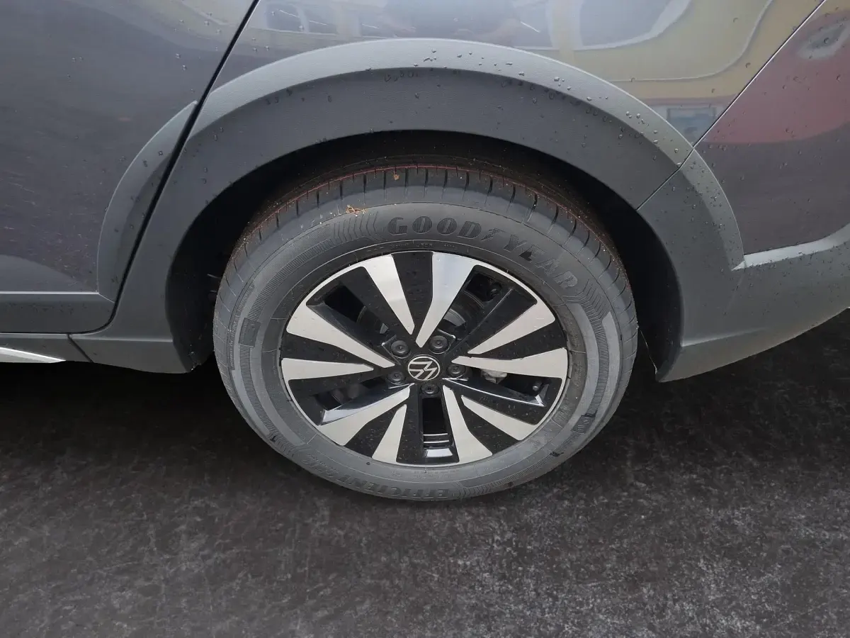 Neu VW Taigo R-line 150 PS (110 kW) 2026 SUV