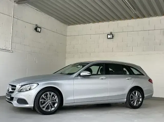 Gebraucht Mercedes C200 Avantgarde 136 PS (100 kW) 2018 Silber Kombi