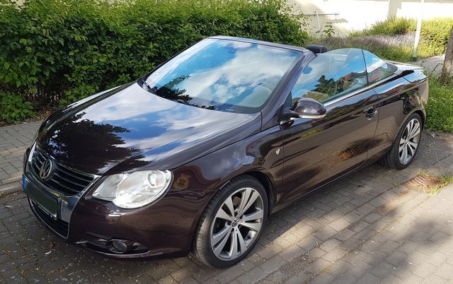 Violett Gebraucht 2007 VW Eos Individual Cabrio | 4.900 € (Fairer Preis) - Bild 1/4