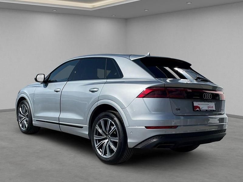 Gebraucht Audi Q8 Ambiente 286 PS (210 kW) 2025 Silber SUV
