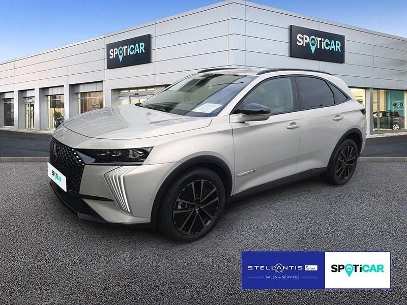 Beige Gebraucht 2023 DS Automobiles DS7 Crossback SUV | 33.490 € (Etwas zu teuer) - Bild 1/4