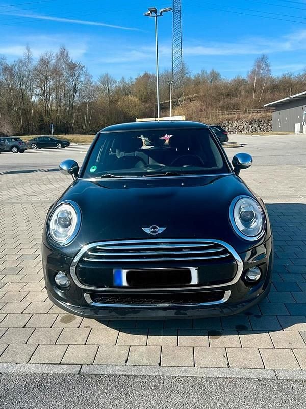 Gebraucht Mini Cooper D 116 PS (85 kW) 2016 Schwarz Kleinwagen