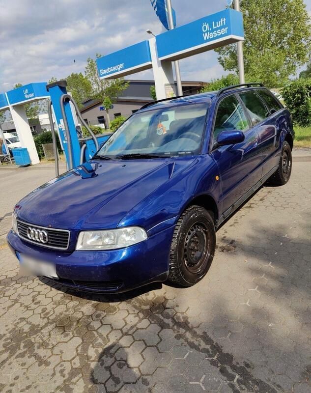 Blau Gebraucht 1998 Audi A4 Performance Kombi | 1.700 € - Bild 1/4