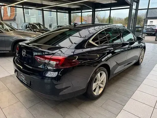 Gebraucht Opel Insignia Innovation 170 PS (125 kW) 2017 Schwarz Limousine