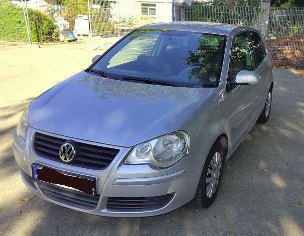 Silber Gebraucht 2009 VW Polo Trendline Kleinwagen | 3.200 € (Fairer Preis) - Bild 1/4