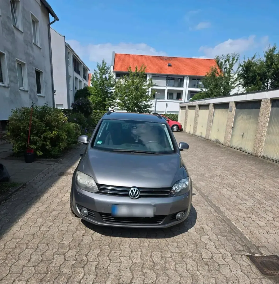 Gebraucht VW Golf Plus Cross 122 PS (89 kW) 2010 Grau Limousine