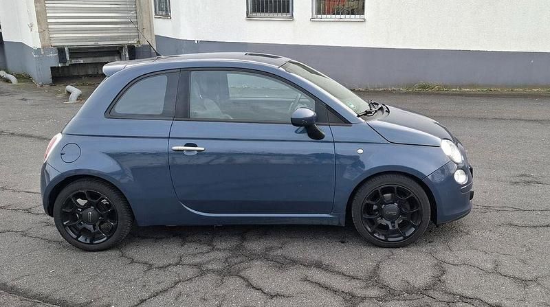 Gebraucht Fiat 500 Lounge 86 PS (63 kW) 2011 Blau Kleinwagen