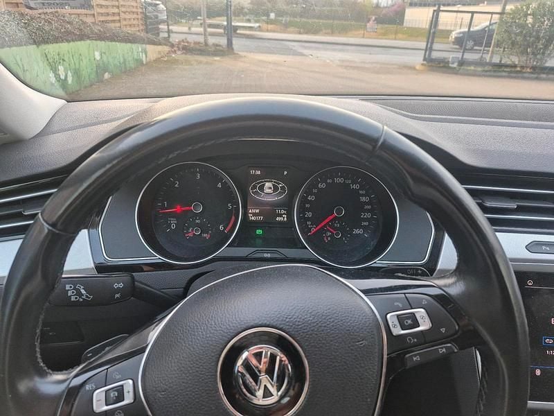 Gebraucht VW Passat 150 PS (110 kW) 2018 Grau Kombi