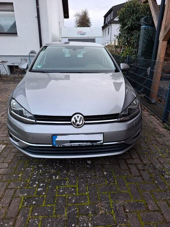 Gebraucht VW Golf VII 125 PS (91 kW) 2017 Silber Limousine