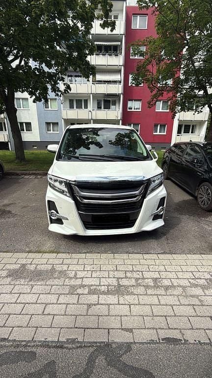 Second-hand Toyota Alphard 204 CP (150 kW) 2015 Alb Monovolum