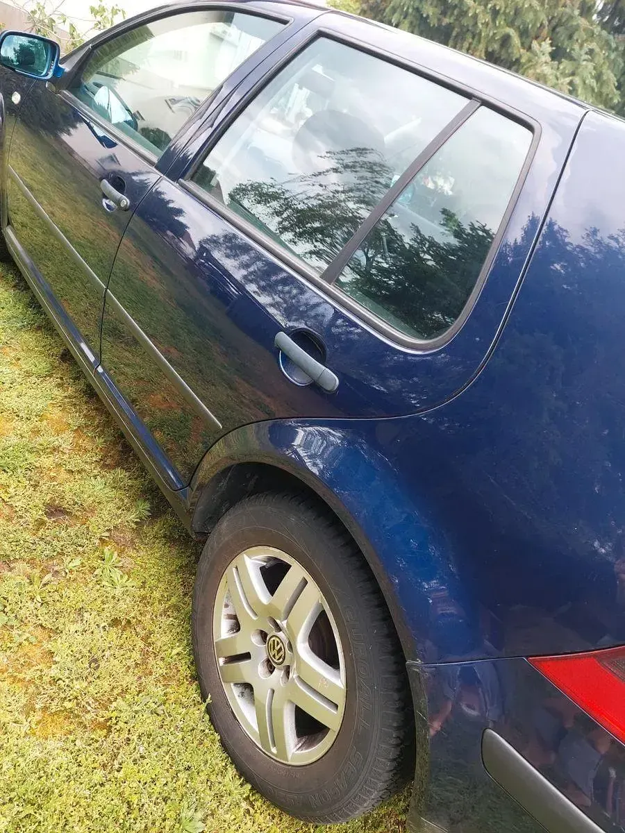Gebraucht VW Golf IV 75 PS (55 kW) 2002 Blau Kleinwagen