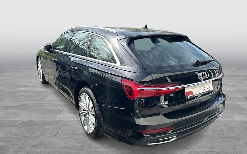 Gebraucht Audi A6 Ambiente 299 PS (219 kW) 2023 Schwarz Kombi