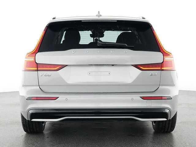 Gebraucht Volvo V60 145 PS (106 kW) 2025 Kombi