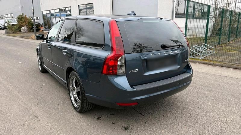 Gebraucht Volvo V50 136 PS (100 kW) 2008 Grau Kombi
