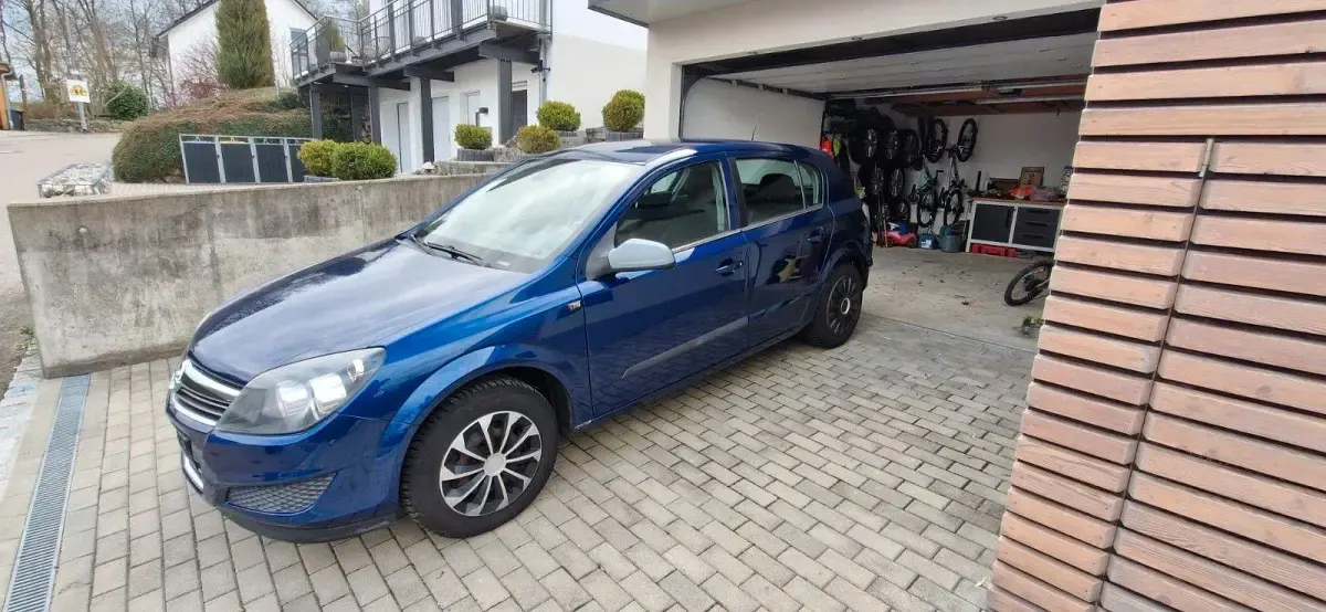 Occasion Opel Astra 90 ch (66 kW) 2004 Bleue Berline