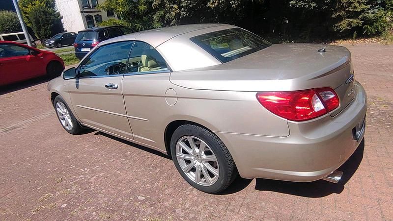 Gebraucht Chrysler Sebring Cabriolet 186 PS (136 kW) 2008 Gold Cabrio
